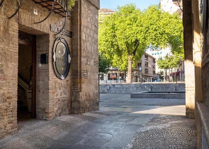 Puerta De La Luna Kordoba