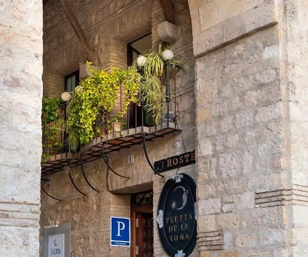 Puerta De La Luna 2*