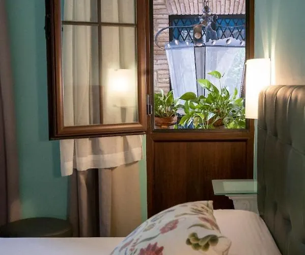 Puerta De La Luna 2* Kordoba