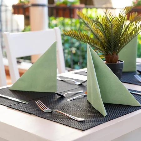 普尔塔德拉卢纳旅馆 2*