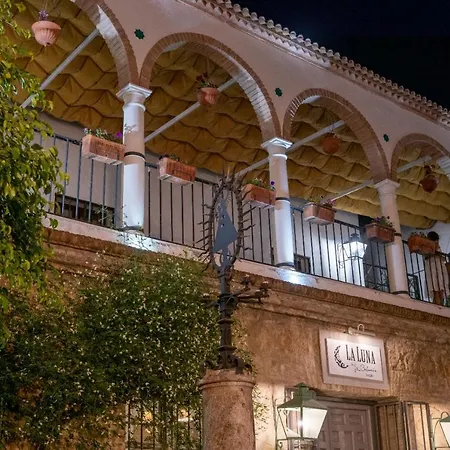 푸에르타 데 라 루나 2* 코르도바