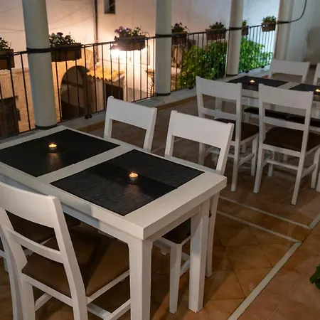 Puerta De La Luna Penzion