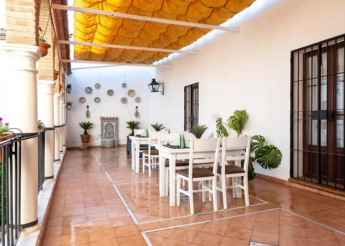 Gasthuis Puerta De La Luna