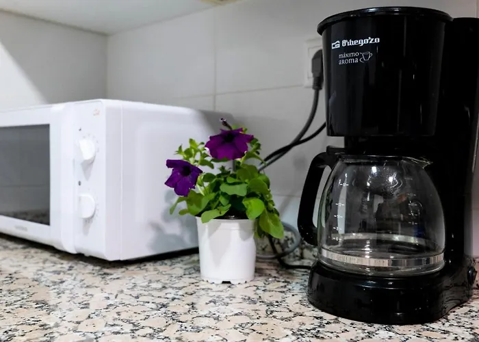 Puerta De La Luna Gasthuis