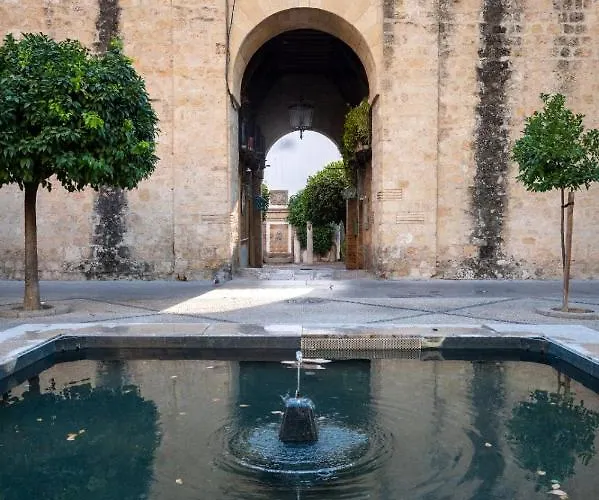 Puerta De La Luna 2*