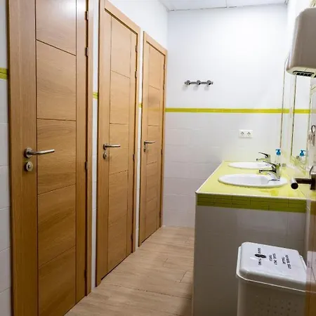 Puerta De La Luna بيت ضيافة 2*