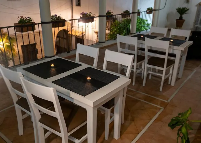 Puerta De La Luna בית הארחה